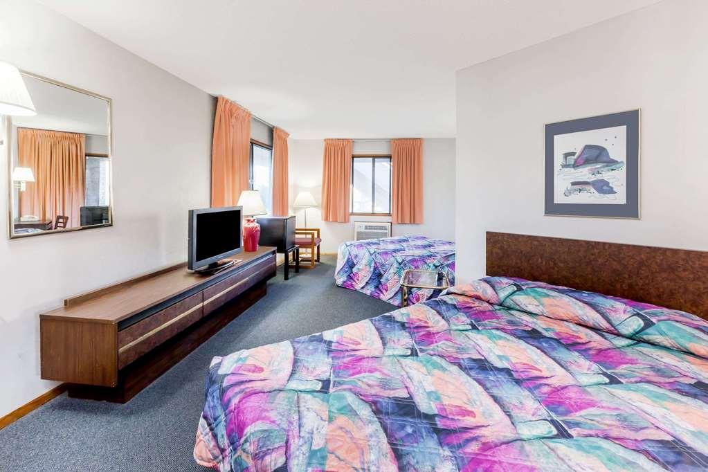 Knights Inn Mackinaw City Rom bilde