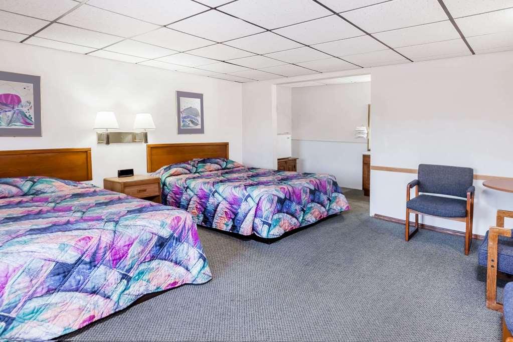 Knights Inn Mackinaw City Rom bilde